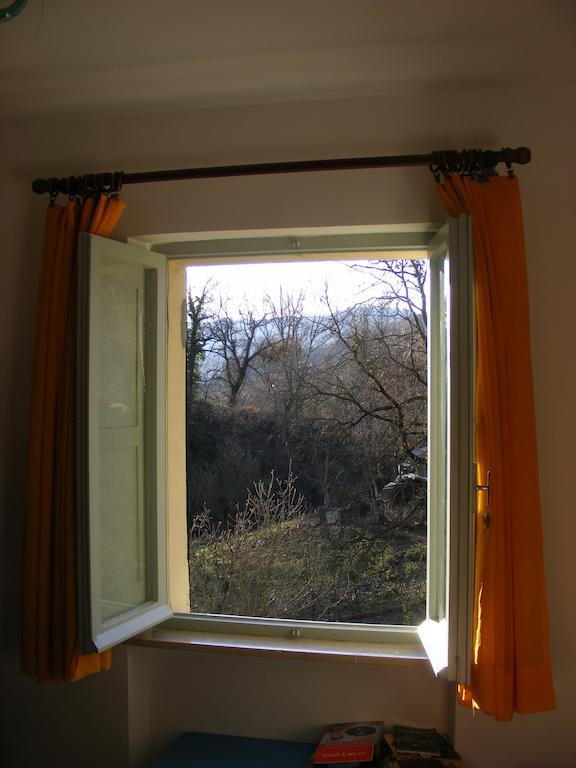 Bed & Breakfast La Gaggiaspina Ночера-Умбра Номер фото